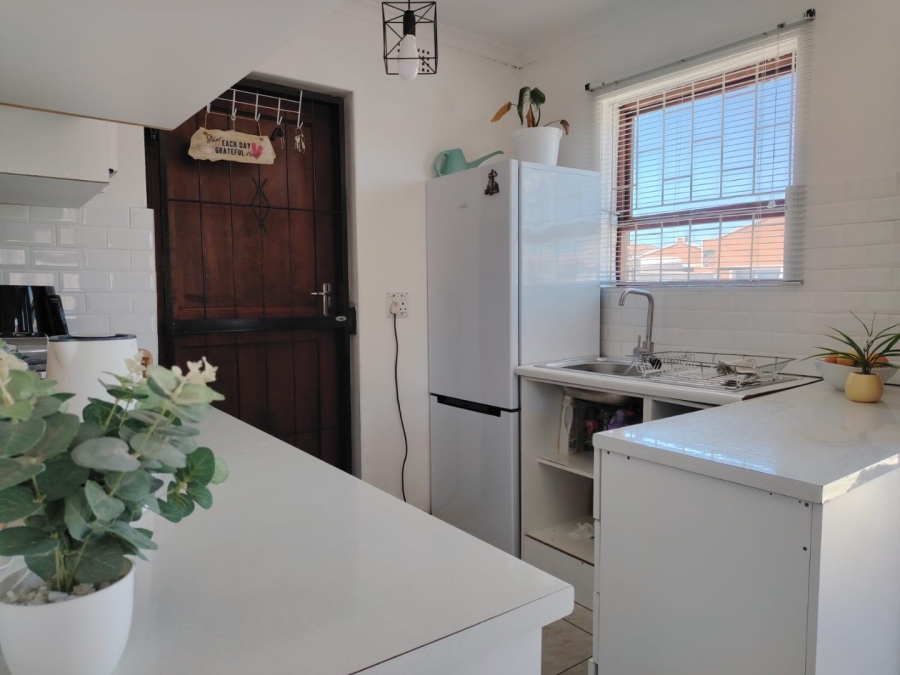 3 Bedroom Property for Sale in Woodlands Western Cape